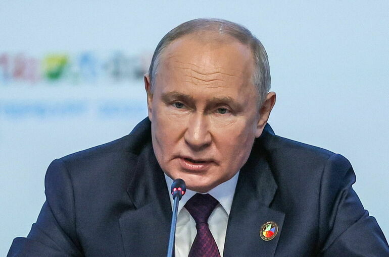 Путин: Россия не уходит от обсуждения украинского кризиса