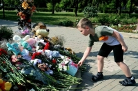 К акциям памяти погибших в Донбассе детей присоединились 75 регионов