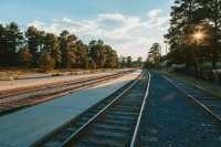 Штрафы для перебегающих железнодорожные пути нарушителей повысят