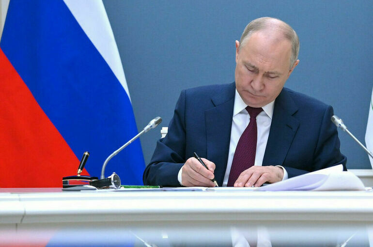 Путин подписал закон о погашении государством ипотек погибших в ходе СВО бойцов