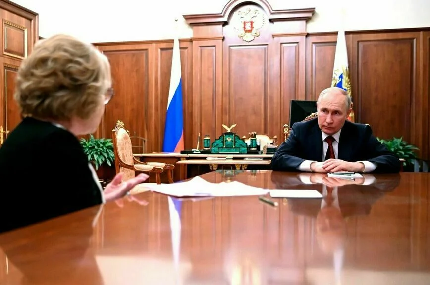 Валентина Матвиенко и Владимир Путин. 