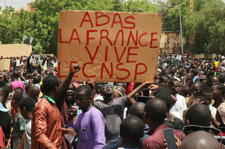 СМИ: Мятежники в Нигере денонсировали военные соглашения с Францией