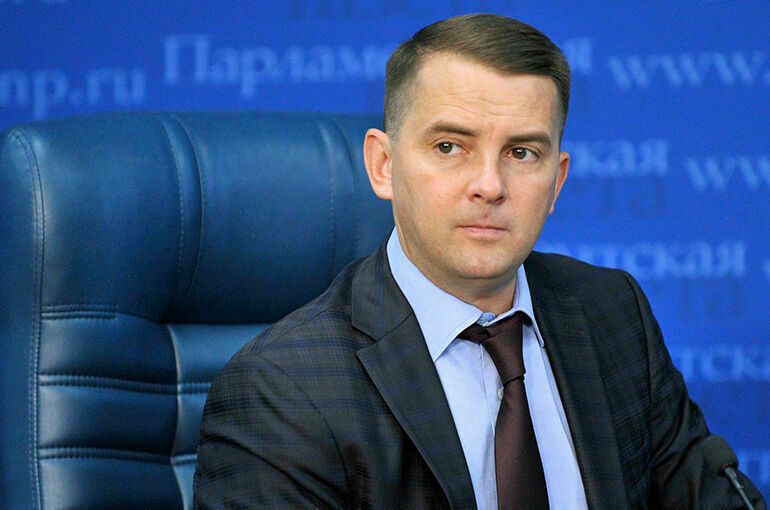 Ярослав Нилов: Мы будем настаивать на полном запрете вейпов