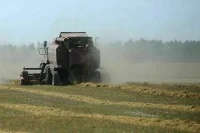 В Белгородской области комбайн наехал на взрывоопасный предмет