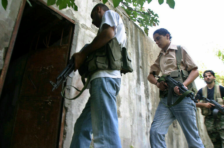 Президент Палестины: ФАТХ привержен прекращению огня в Айн-эль-Хильве