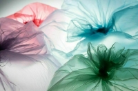 В Киргизии запретят производство пакетов из полимера и пластиковых изделий