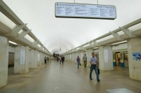 Обязательное дублирование информации в метро на английском хотят отменить