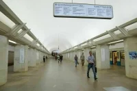 Обязательное дублирование информации в метро на английском хотят отменить