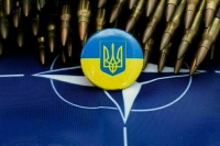 Подоляк заявил, что Украина не разменяет территории ради членства в НАТО