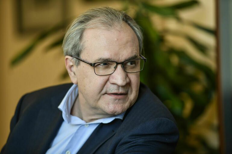 В СПЧ предложили ставить на воинский учет получающих паспорт иностранцев