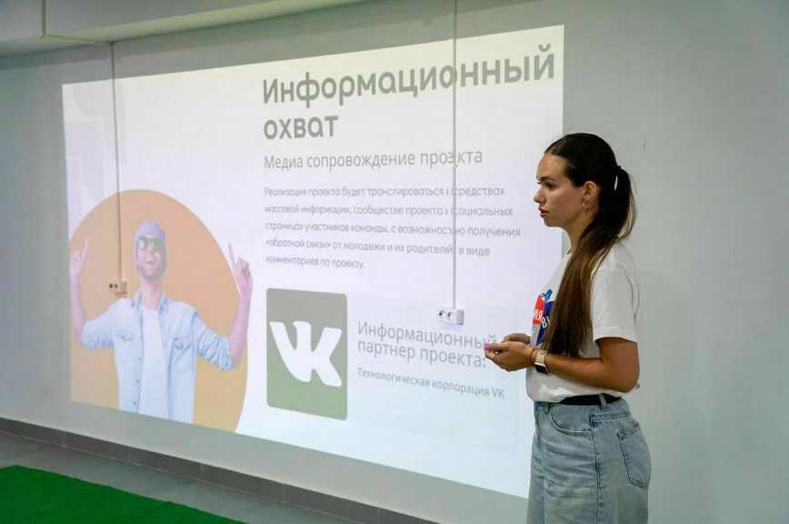 Стажеры парламента Ямала защитили свои проекты по улучшению жизни в округе