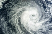Академик рассказал, в какие регионы России могут прийти новые тайфуны
