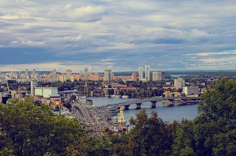 На западе Киева произошел взрыв