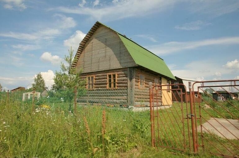 Чаплин рассказал, как убрать забор соседа со своего участка