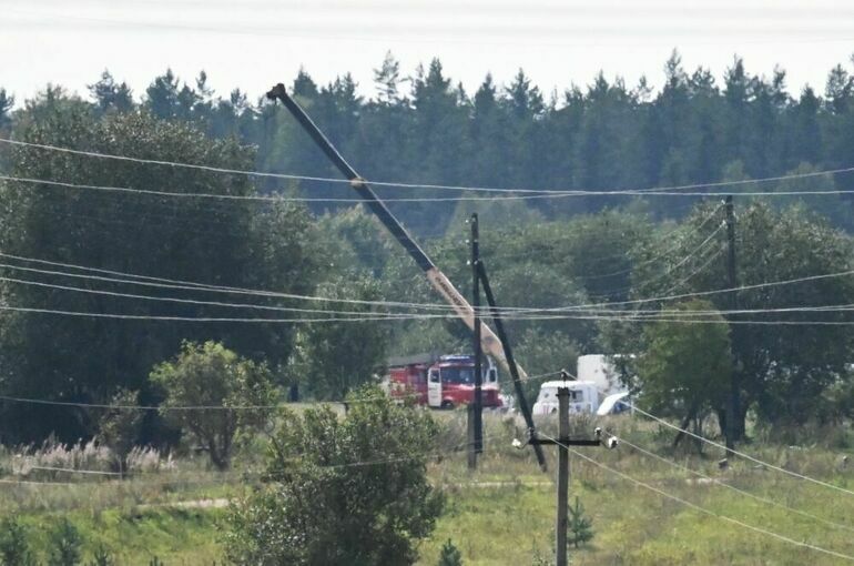 На месте крушения самолета в Тверской области нашли тела 10 погибших