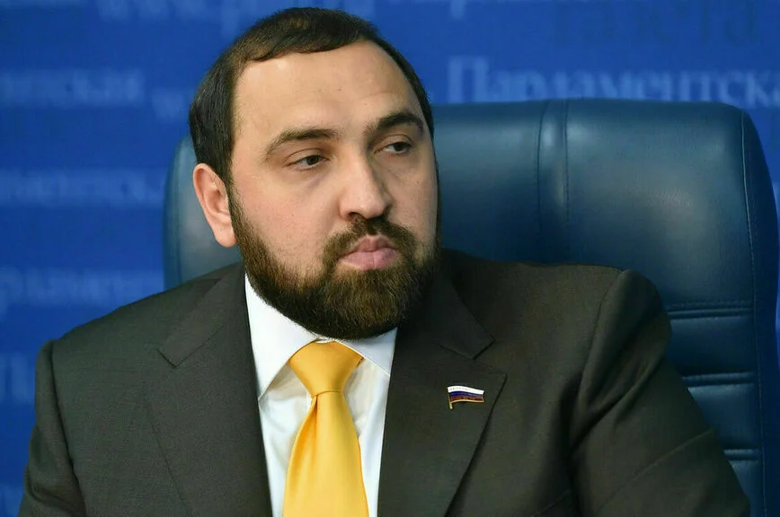 Бийсултан Хамзаев. 