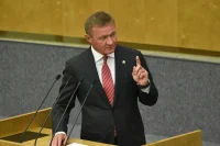 Старовойт объяснил громкие звуки в Курске работой Минобороны