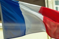 Французский политик Филиппо обвинил Зеленского в шантаже ЕС беженцами