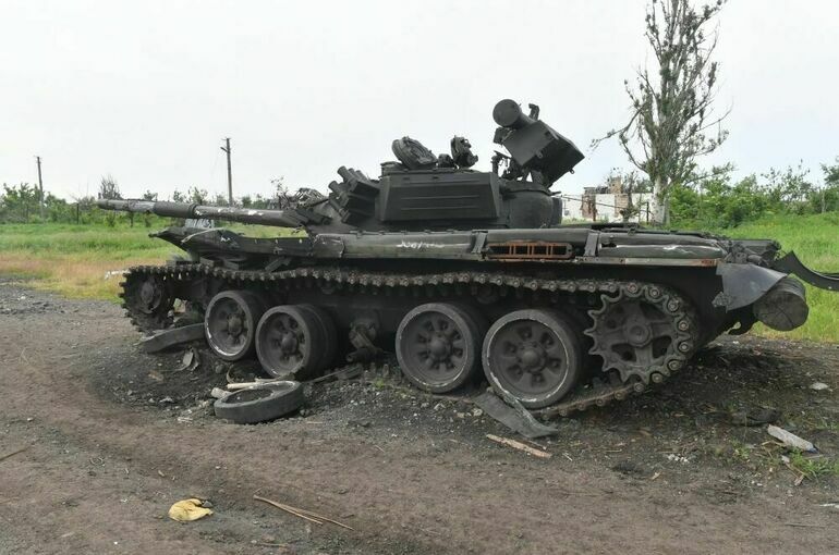 FT: Украина приостановила наступление из-за неумения воевать крупными силами