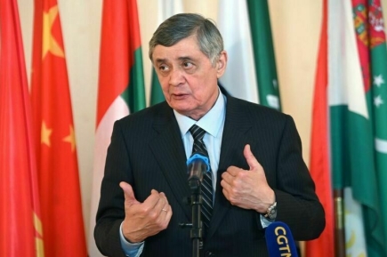Кабулов заявил, что признавать новые власти Афганистана пока преждевременно