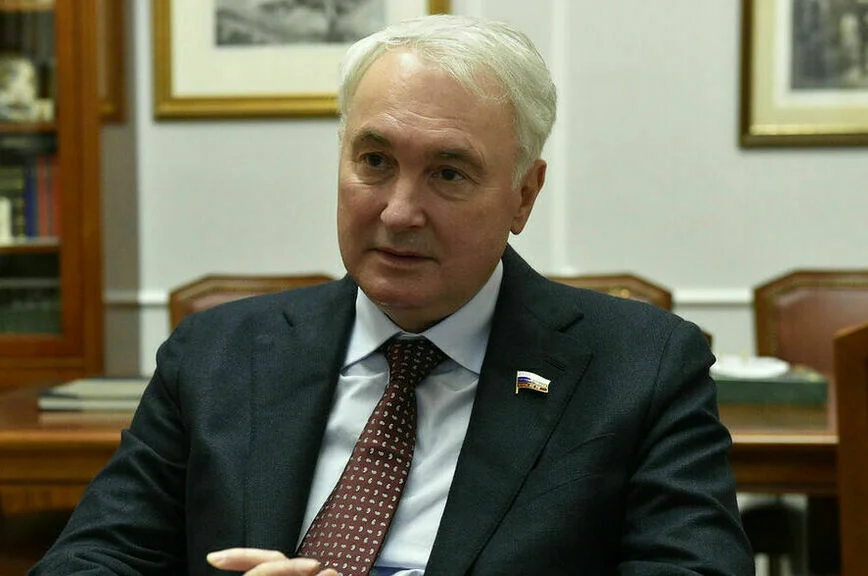 Андрей Картаполов.