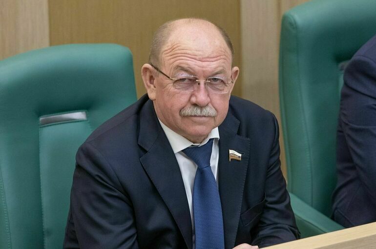 Орденов предостерег от избыточных решений в ликвидации нефтяных разливов