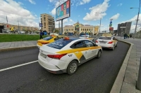 Власти в регионах смогут устанавливать долю электромобилей в такси