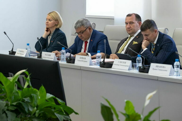 В бюджете Красноярского края предусмотрены дополнительные средства и для больных, и для врачей