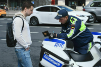 За выходные в Москве выявили 1159 нарушений при езде на самокатах и велосипедах