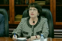 Талабаева разъяснила цель законопроекта о контроле за сбором кедровых орехов