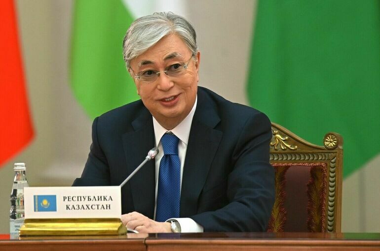Президент Казахстана Токаев пообещал соблюдать антироссийские санкции