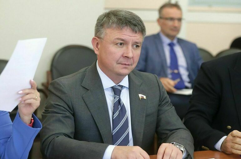 Хамитов: Отмечать воссоединение новых регионов с РФ будут по всей стране