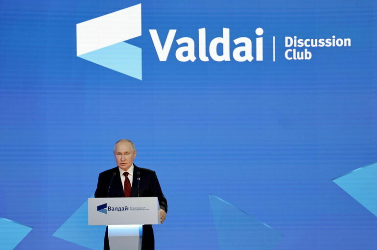 Президент: Россия не начинала конфликт на Украине, а пытается его закончить