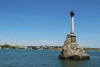 Развожаев призвал севастопольцев не беспокоиться из-за дыма в городе