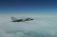 МиГ-31 не допустил нарушения границы России самолетом ВМС США