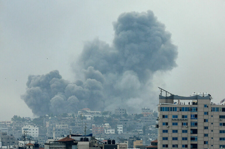 Израиль и Палестина продолжают наносить ракетные удары
