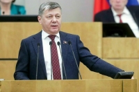 Новиков предложил продолжить обновление школьных учебников