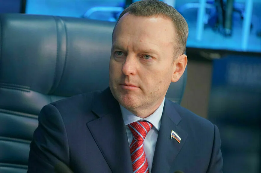 Константин Бахарев.