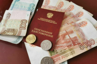 Пенсии россиян растут, но отстают от международных норм