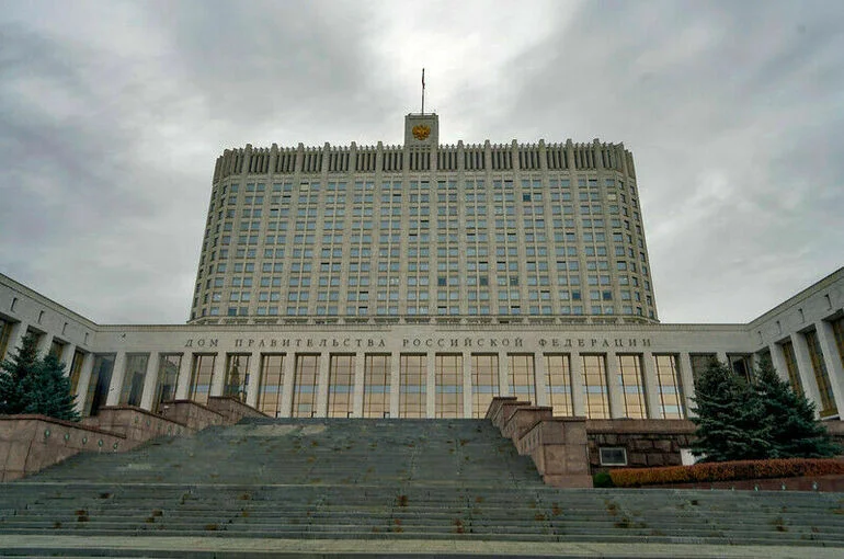 Правительство передаст часть полномочий ведомствам