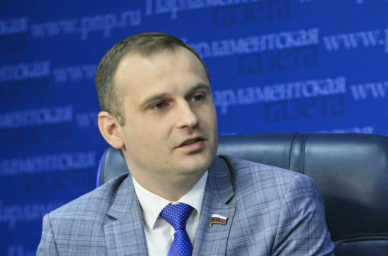 Леонов напомнил, что для лечения простуды не нужны антибиотики