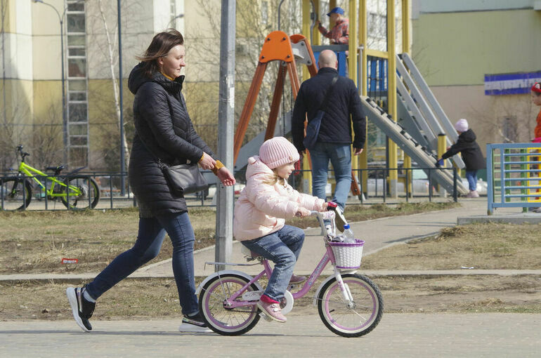 В бюджете предусмотрели рост расходов на демографию и благополучие