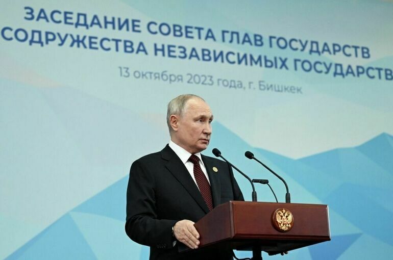 Президент объяснил колебание курса рубля невозвращением валютной выручки
