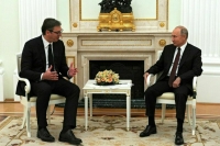 Путин и Вучич провели короткую встречу в Пекине