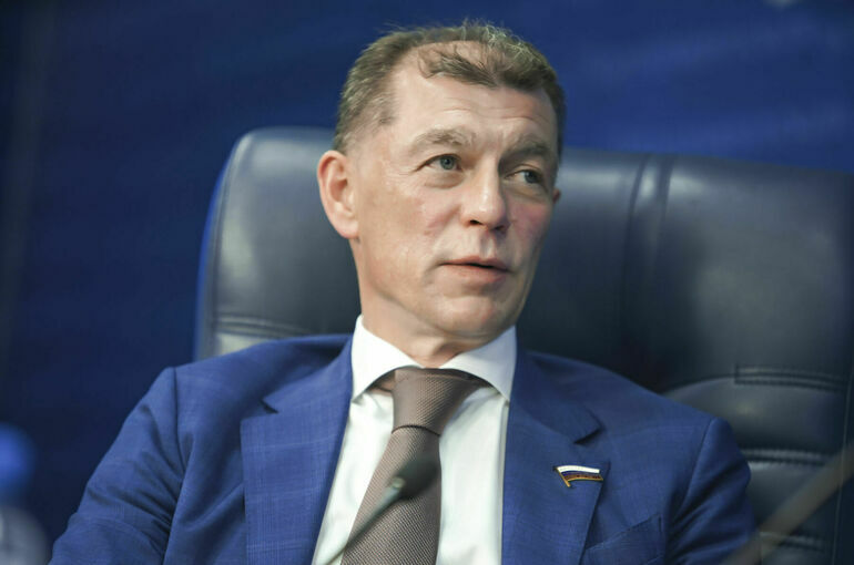 Топилин предложил ввести ежеквартальную отчетность о продажах этанола