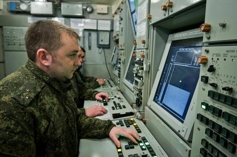 Силы ПВО перехватили две украинские зенитные ракеты над Крымом