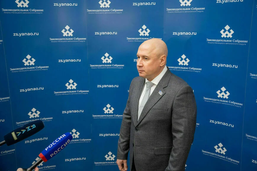 Максим Лазарев.