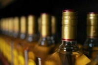 Ввезенный по поддельным декларациям алкоголь заблокируют в ЕГАИС