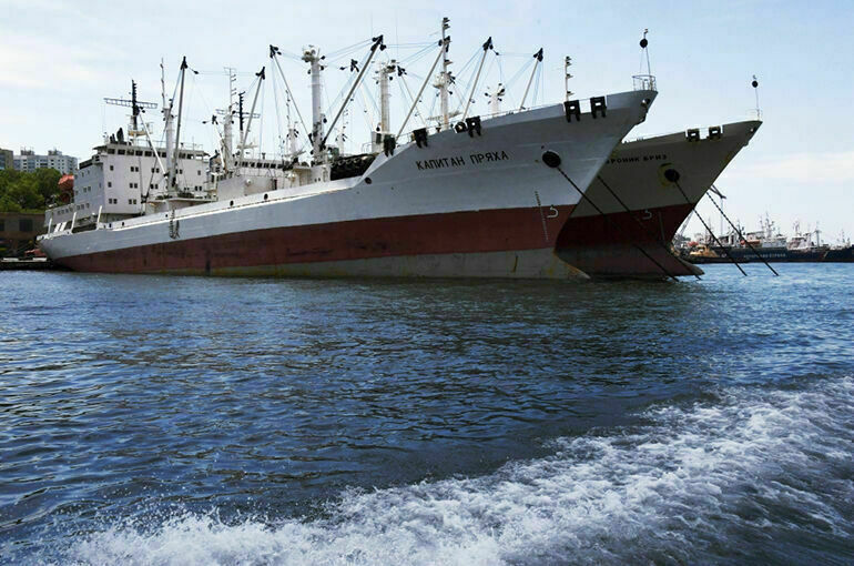 Моряк погиб при взрыве на российском судне у берегов Японии