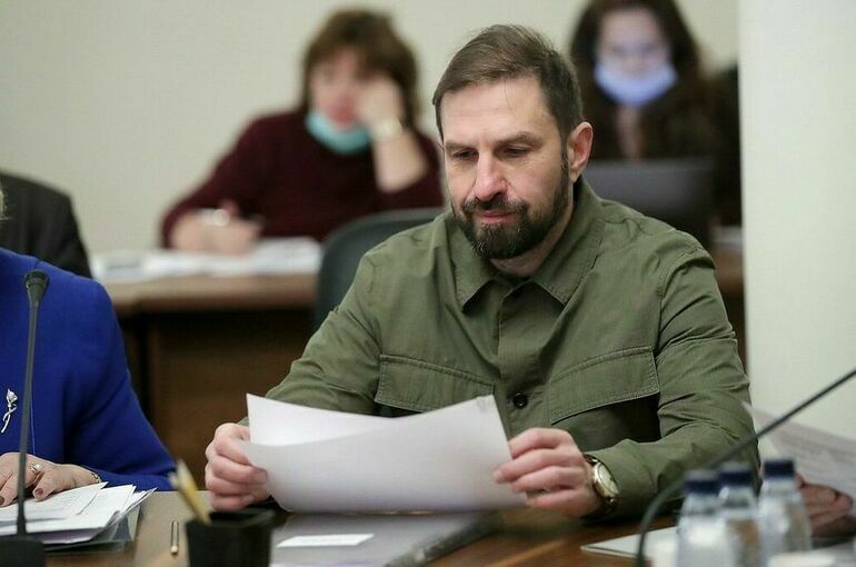 Депутат Дмитрий Кузнецов предложил внести в законодательство понятие «интересы ребенка»